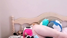 Alice Amateur Blonde Toys Masturbation