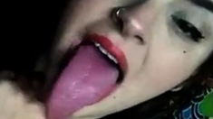 Long Tongue Teen Shows Off on Webcam