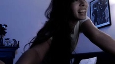 Amateur Webcam Teen Flashes Masturbates